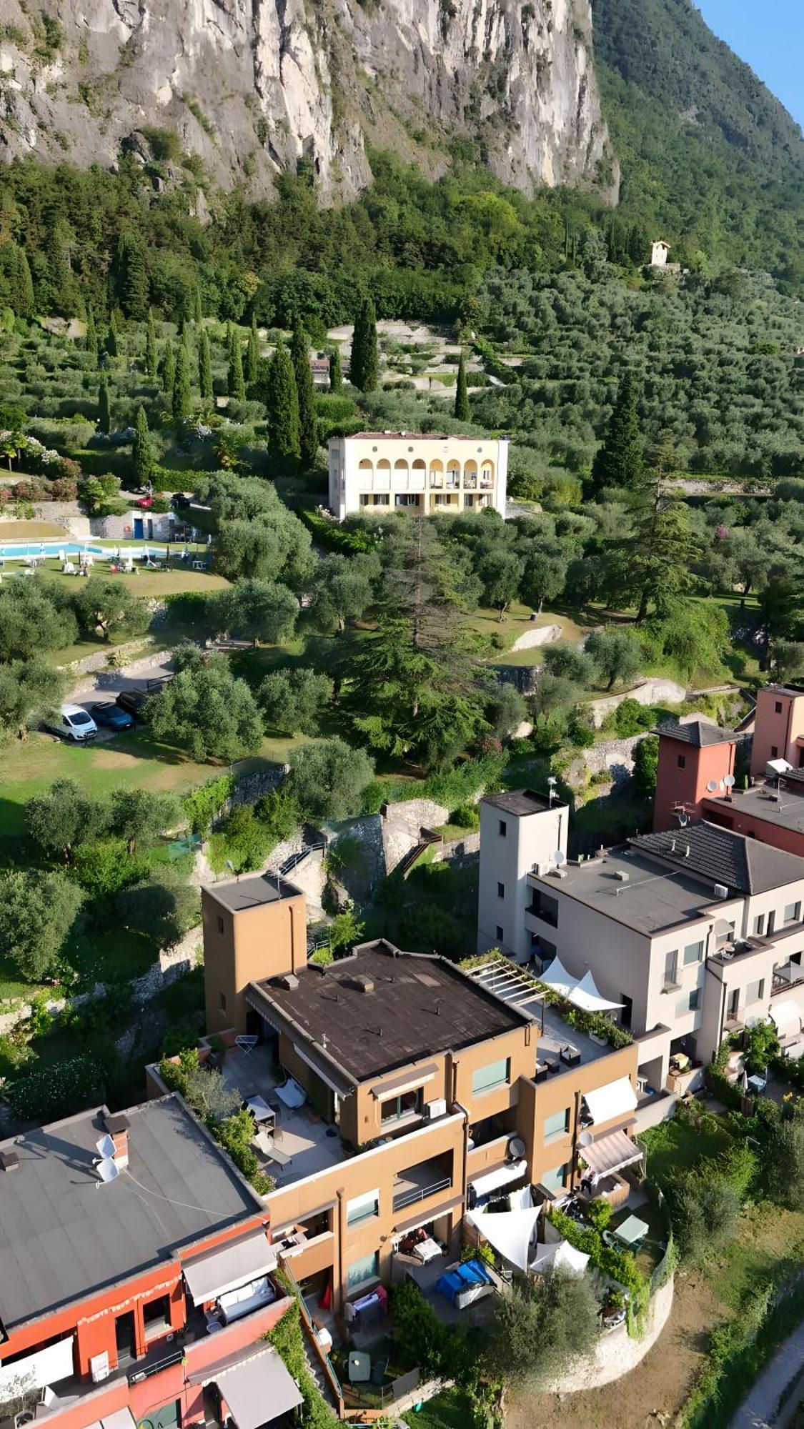 Appartement Casa Sara With Swimming Pool à Riva del Garda Extérieur photo