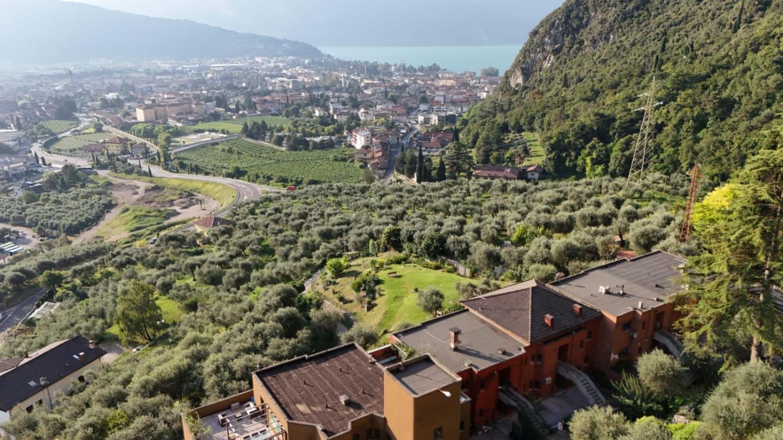 Appartement Casa Sara With Swimming Pool à Riva del Garda Extérieur photo