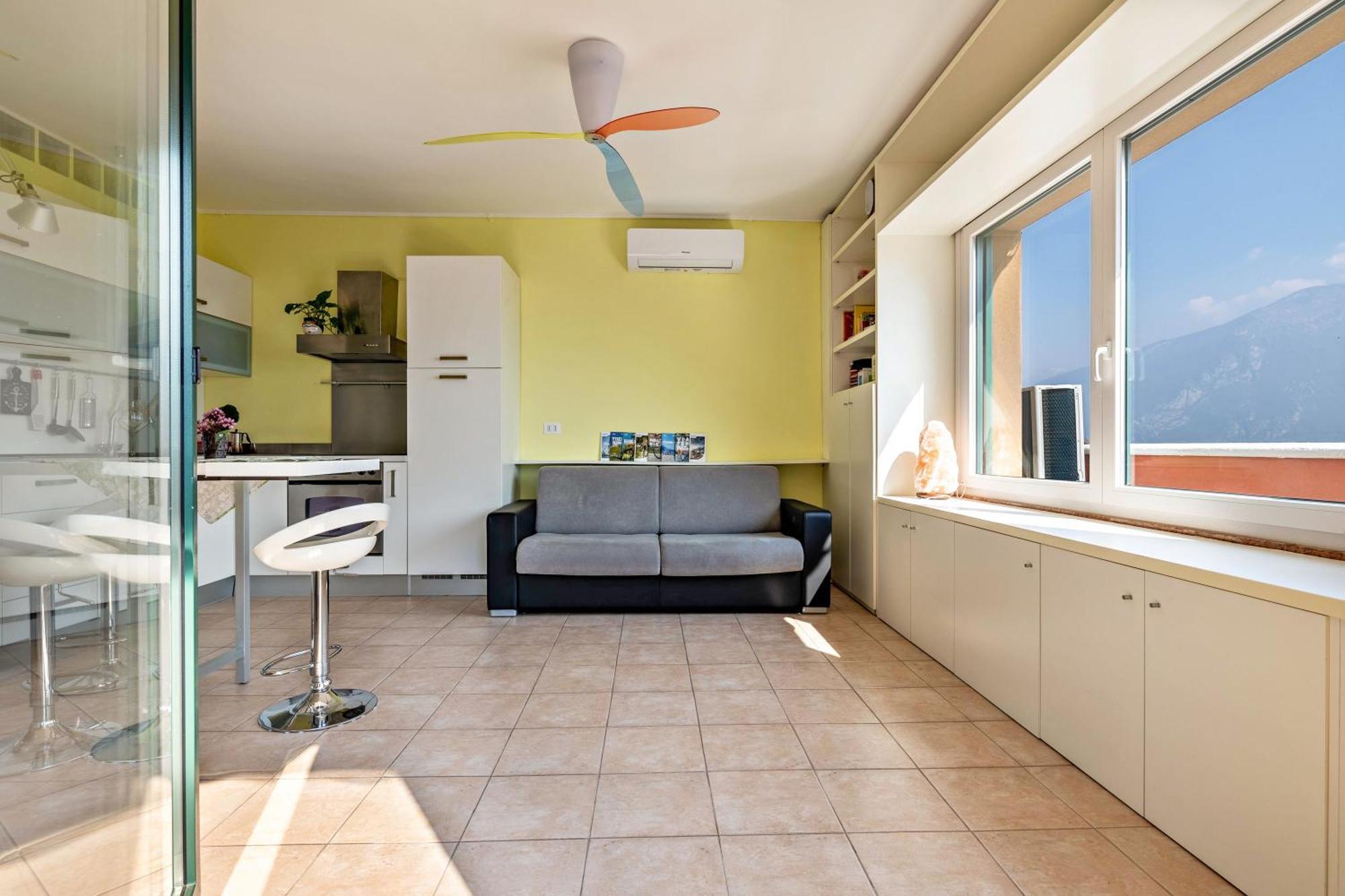 Appartement Casa Sara With Swimming Pool à Riva del Garda Extérieur photo